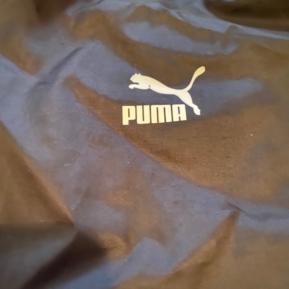 Puma wind jacket. - Picture 4 of 4